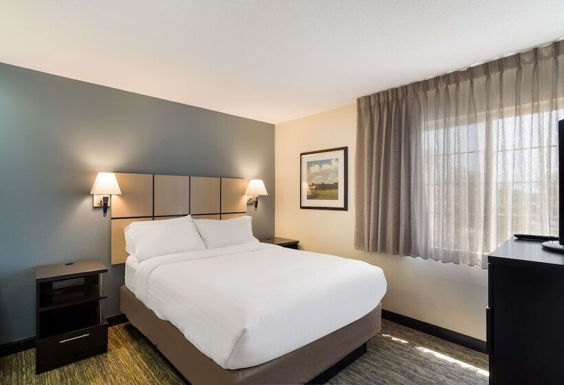 Süit, Sonesta Simply Suites Des Moines