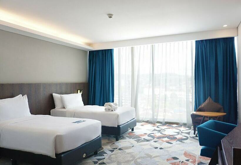 シティビューのスーペリアルーム, Golden Tulip Springhill Lampung