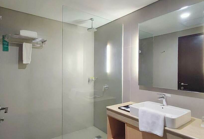 シティビューのスーペリアルーム, Golden Tulip Springhill Lampung
