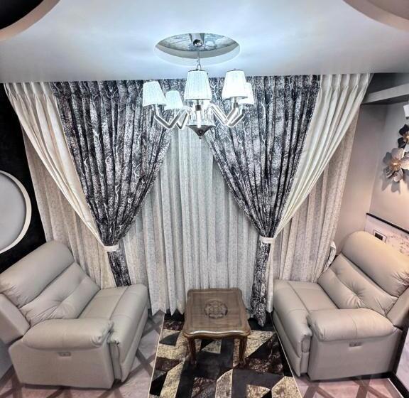 اتاق استاندارد چهار تخته, Beverly Villa