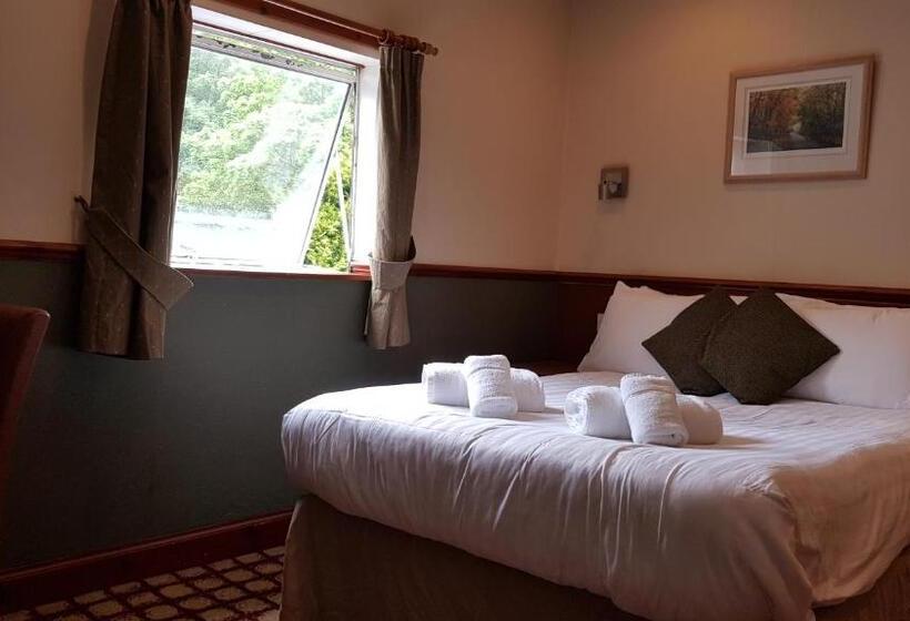 Номер Стандарт, Clachaig Inn
