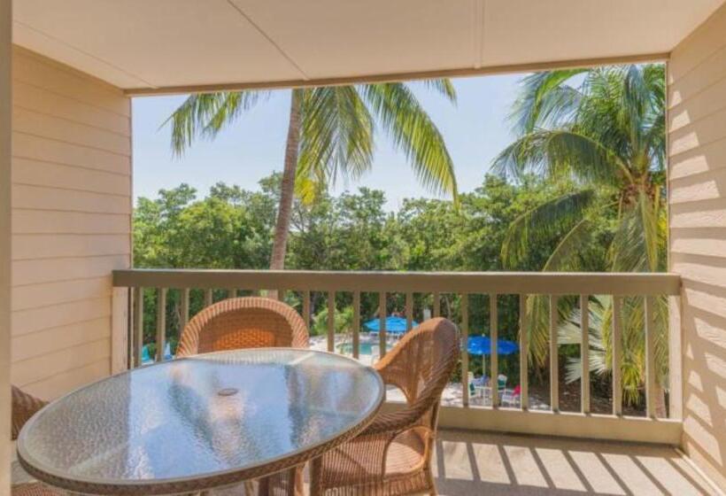 Апартаменты Deluxe 1 Спальня, Coconut Mallory Resort And Marina