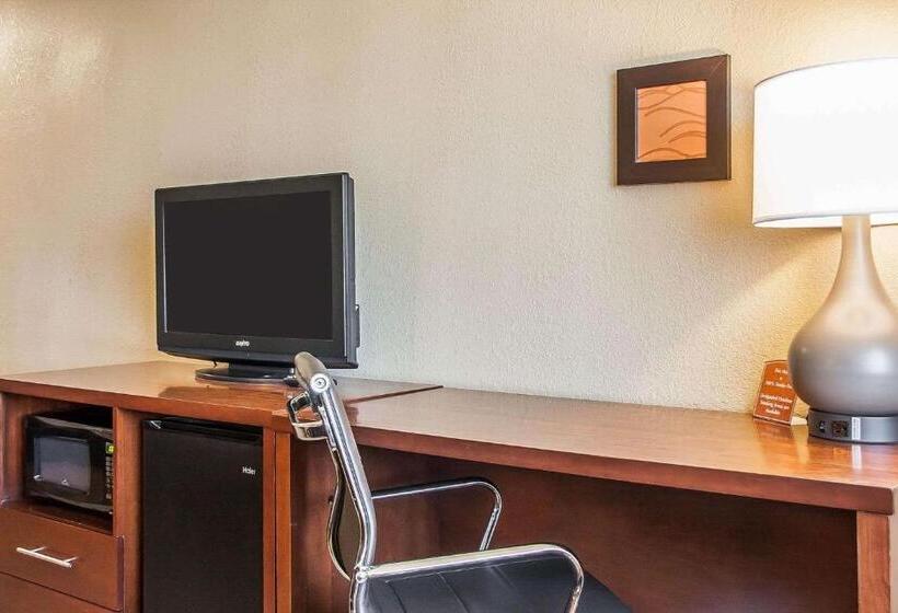 Номер Стандарт, Comfort Inn