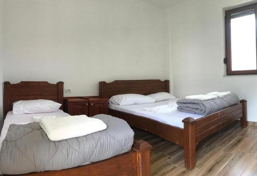 اتاق استاندارد, Lazer çardaku Guesthouse