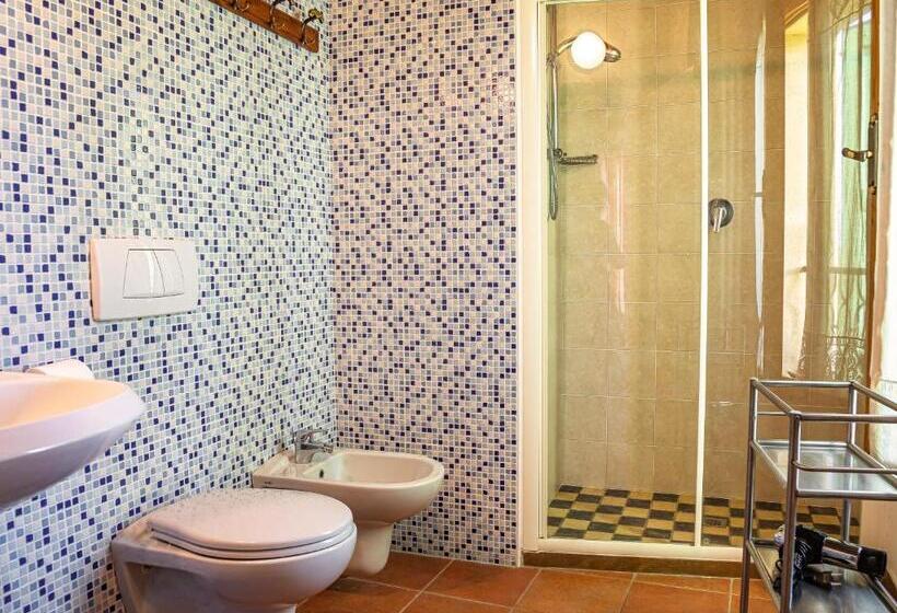 Четырехместный Номер Стандарт, Agriturismo Contea Di Val D'amone