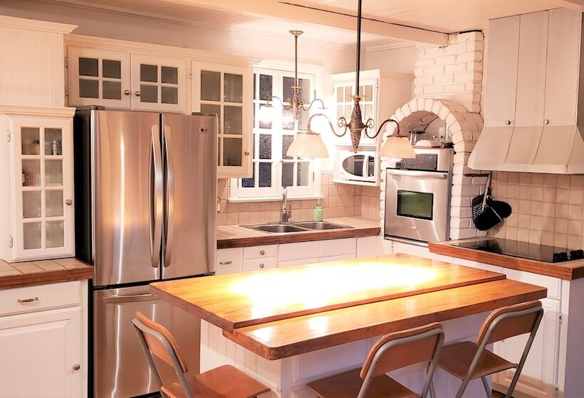 Номер Стандарт, Auberge Du Vignoble Bromont