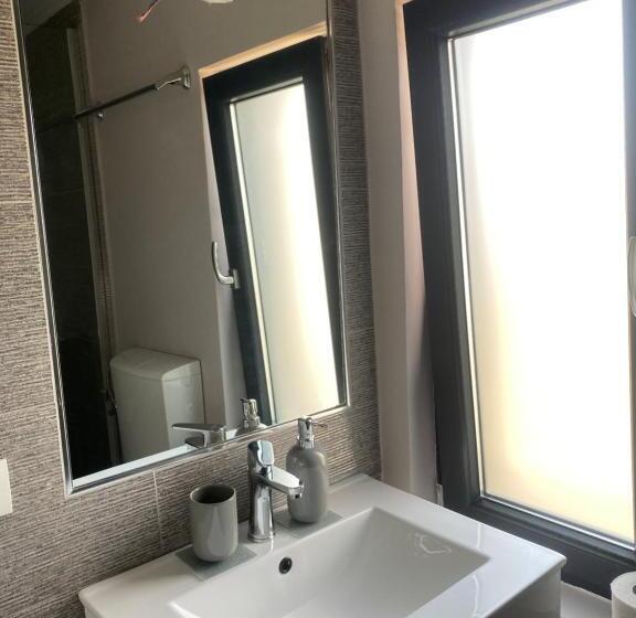 Quarto Triplo Standart, Pensiunea Galileo