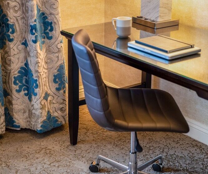 Студия Стандарт, Ayres Suites Diamond Bar