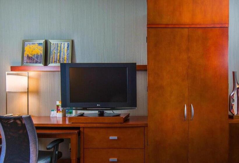 Стандартный Номер Кровать Кинг, Courtyard By Marriott Portland Tigard