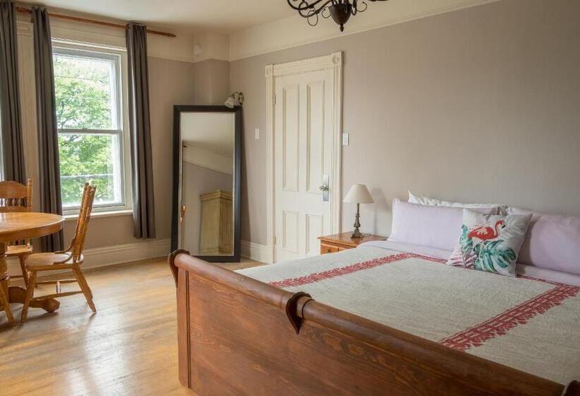 스탠다드 룸 킹사이즈 침대, Auberge De La Visitation