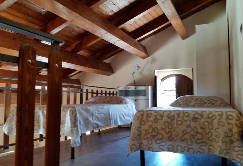 سوییت خانوادگی, Casal Trinacria