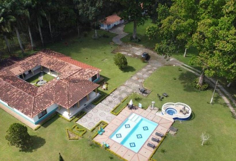 4인용 스탠다드 룸, Campestre Pueblo Bello