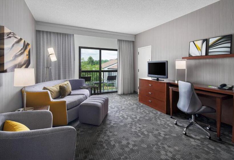 Люкс Кровать Кинг, Courtyard By Marriott Pittsburgh Airport