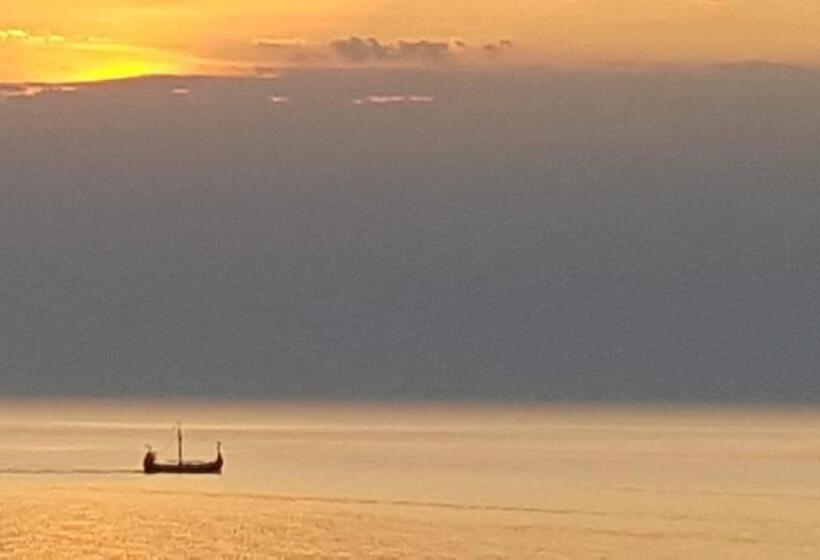 Апартаменты 1 Спальня Вид на Море, Seaside Park