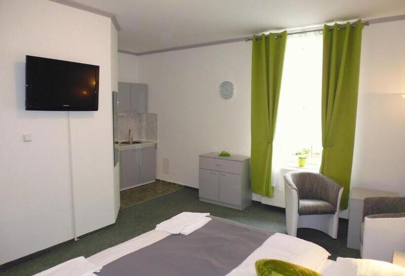 Номер Deluxe, Pension Kamenný Dvůr