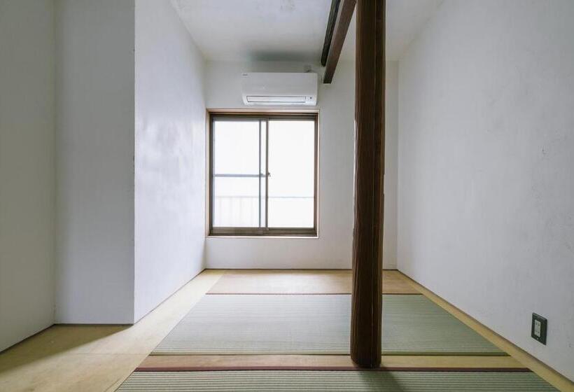 Номер Economy с общей ванной комнатой, Atelier & Hostel Nagaisa Ura