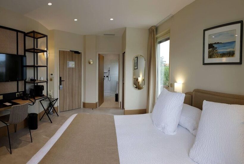 اتاق لوکس با چشم‌انداز دریا, Splendid Hôtel & Spa