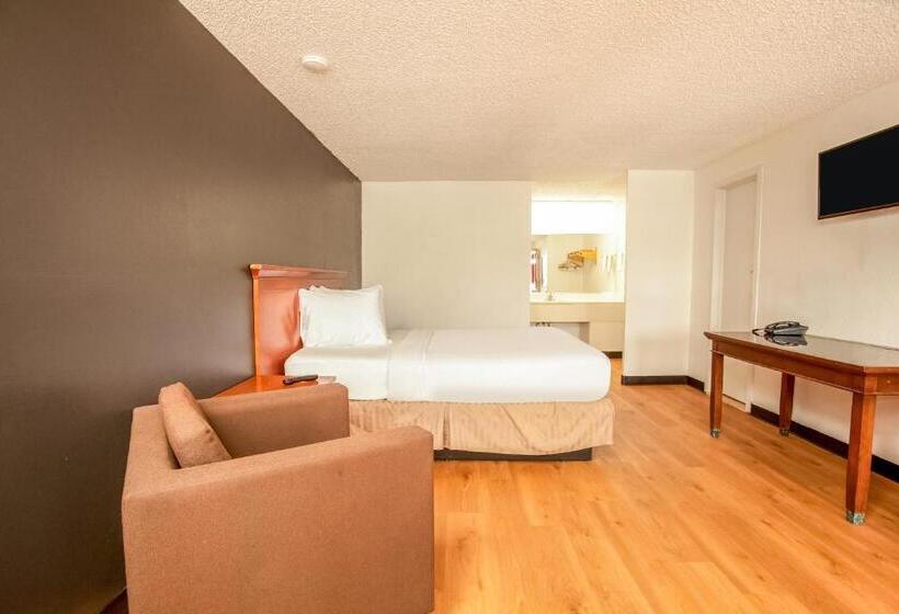 스탠다드 룸 킹사이즈 침대, Motel 6 Centralia, WA - East
