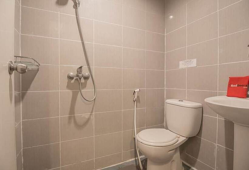 Номер Стандарт, Reddoorz Plus Near Undip Pleburan