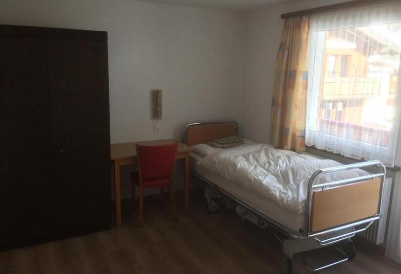 Handikappsanpassat Standard Rum, B&b Haus Granit Saas Grund