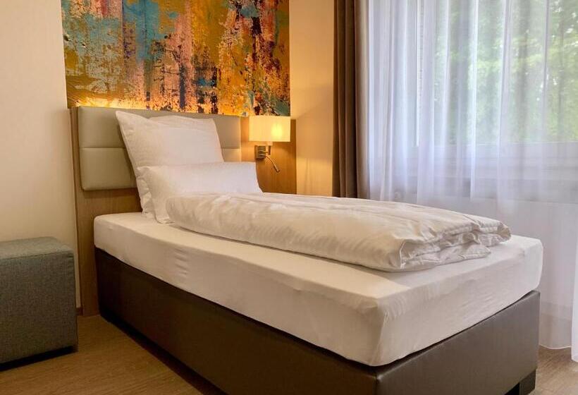 اتاق استاندارد یک تخته با بالکن, Thermalhotel Kemper