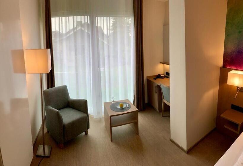 اتاق استاندارد یک نفره, Thermalhotel Kemper