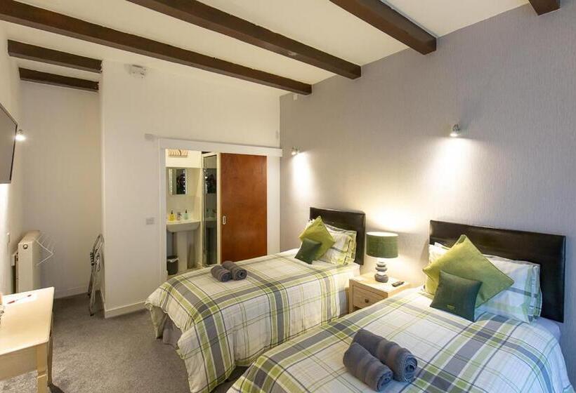스탠다드 룸, The Trout Fly Guest House