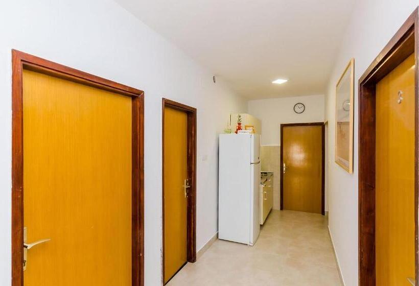 オーシャンビューバルコニー付スタンダードワンルーム, Apartments Botica
