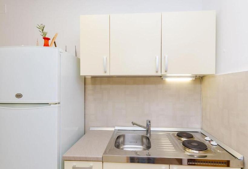 オーシャンビューバルコニー付スタンダードワンルーム, Apartments Botica