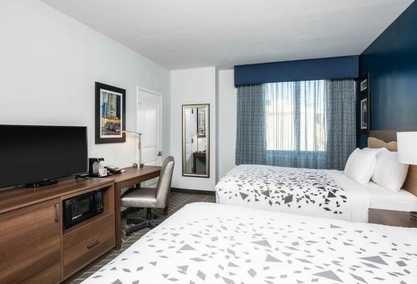 חדר סטנדרט, La Quinta Inn And Suites By Wyndham Long Island City