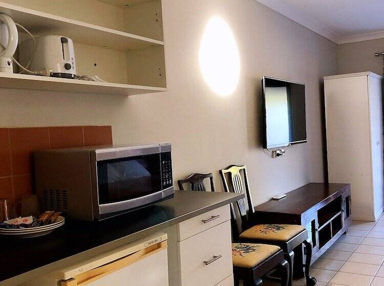 패밀리 룸, Central Jetty Motel