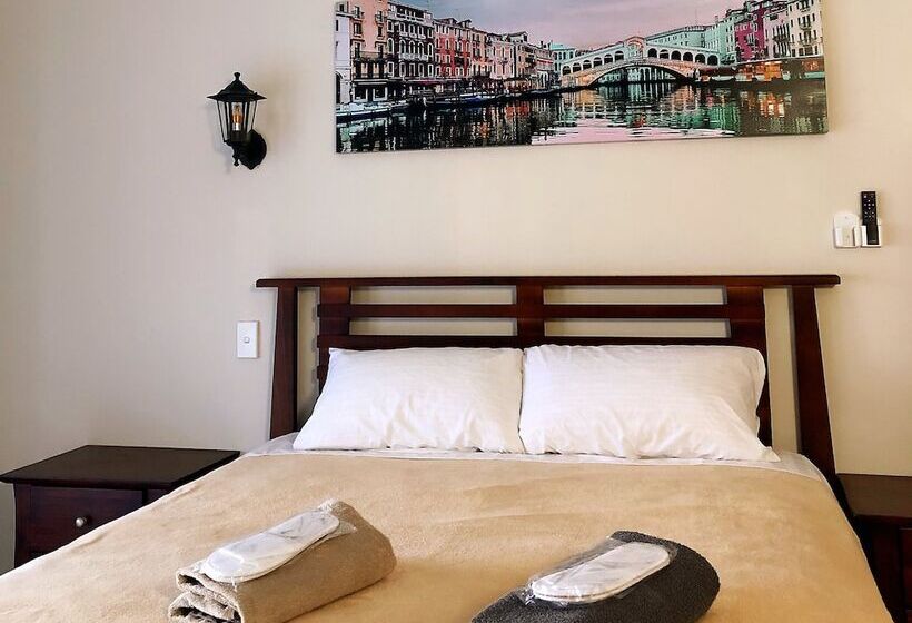 패밀리 룸, Central Jetty Motel