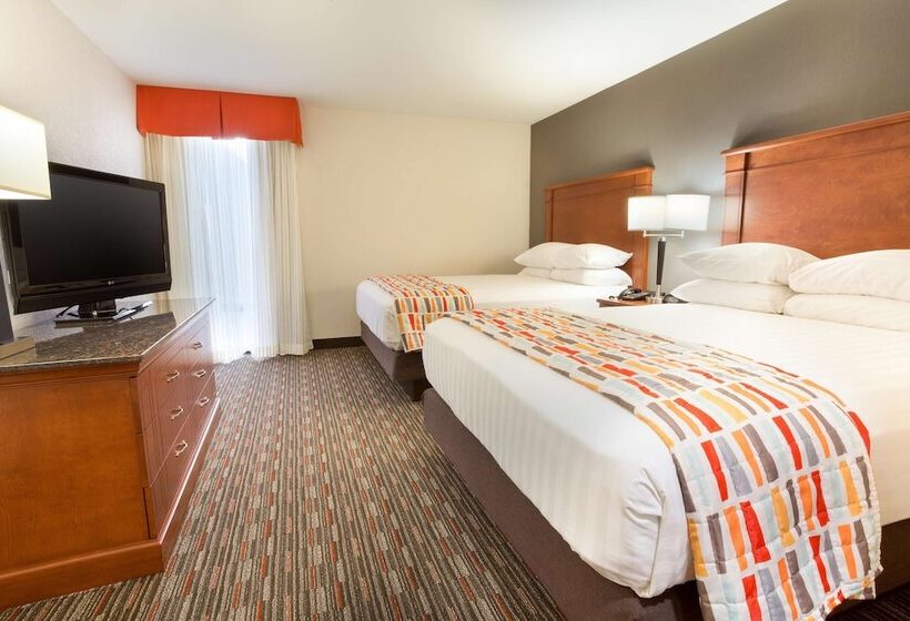 Номер Deluxe Адаптированный для Инвалидов, Drury Inn & Suites St. Louis Creve Coeur
