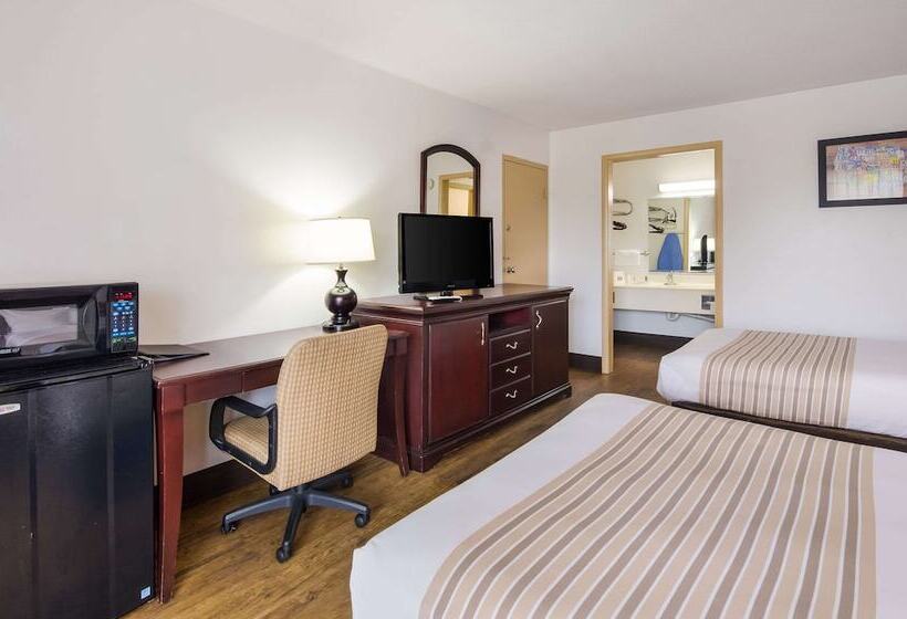 Номер Стандарт 2 Двуспальные Кровати, Econo Lodge Marion I 81