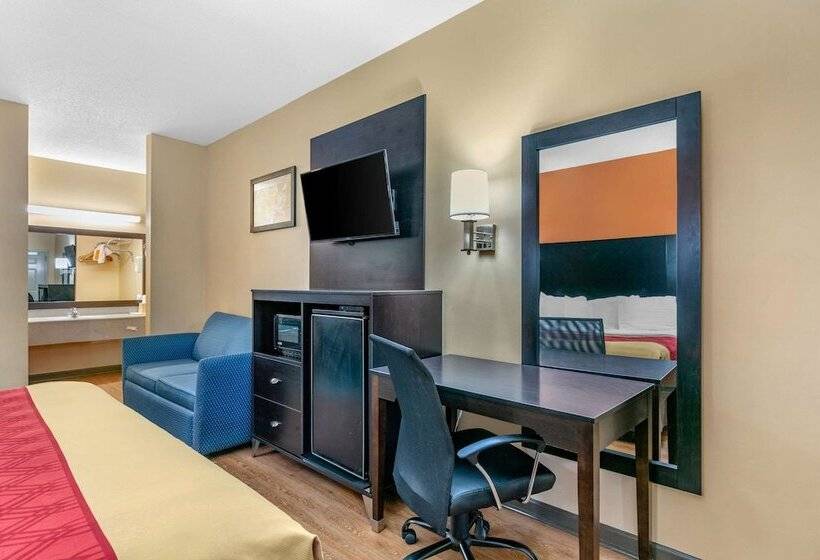 Suite cu Hidromasaj, Econo Lodge