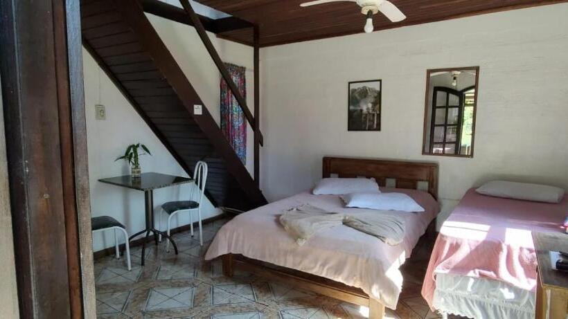 샬레, Pousada E Restaurante Dona Siroba
