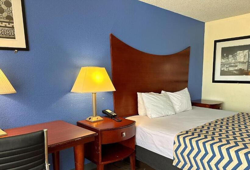 Handikappsanpassat Standard Rum King säng, Travelodge By Wyndham Fort Wayne North