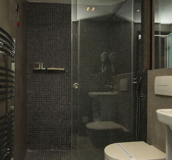 اتاق لوکس سه تخته, Garni Hotel Boutique 25h