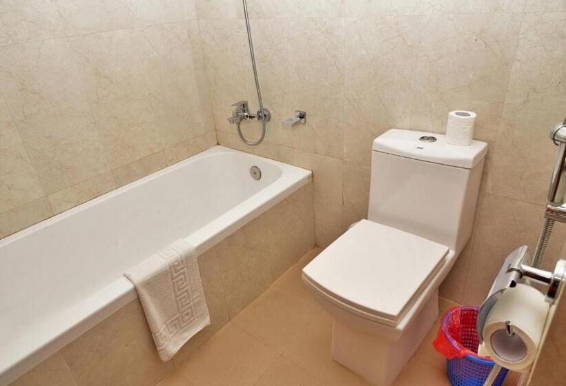 Deluxe Room with Balcony, Mount View Pokhara