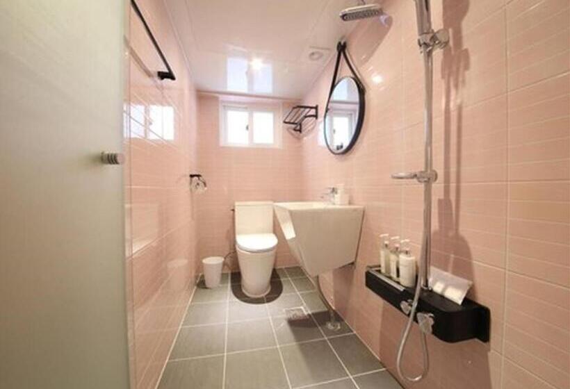 Номер Стандарт, Busan Seomyeon Business Hotel J7