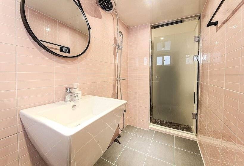 Номер Стандарт, Busan Seomyeon Business Hotel J7