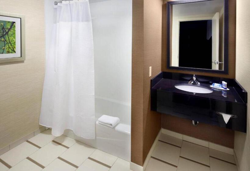 Номер Стандарт, Fairfield Inn By Marriott East Rutherford Meadowlands