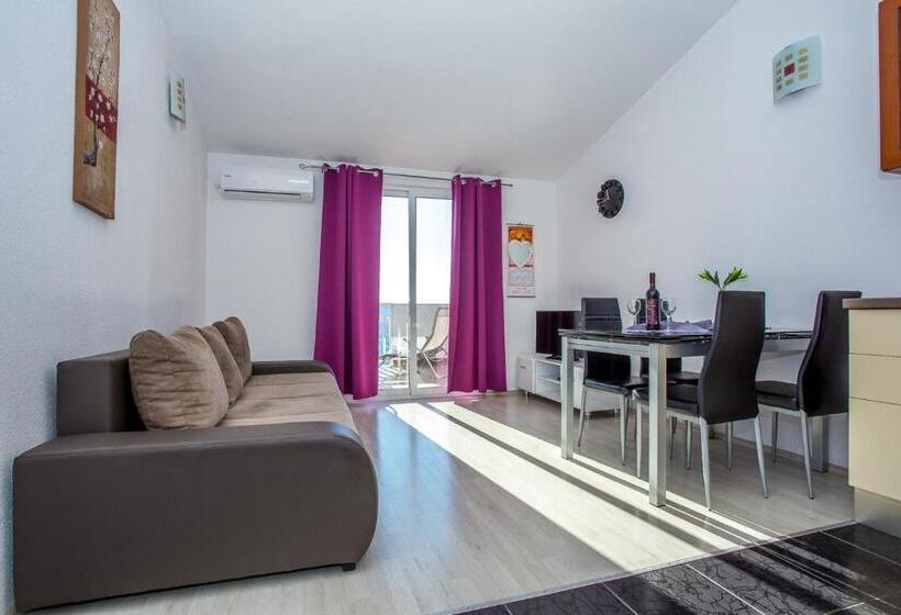 １ベッドルームアパートメント, Apartments Marija