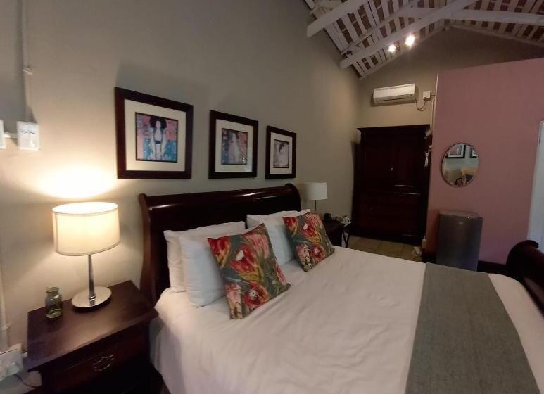 غرفة بريميوم, Ascot Bush Lodge