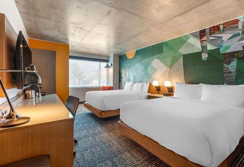 스탠다드 룸, Cambria Downtown Phoenix Convention & Airport