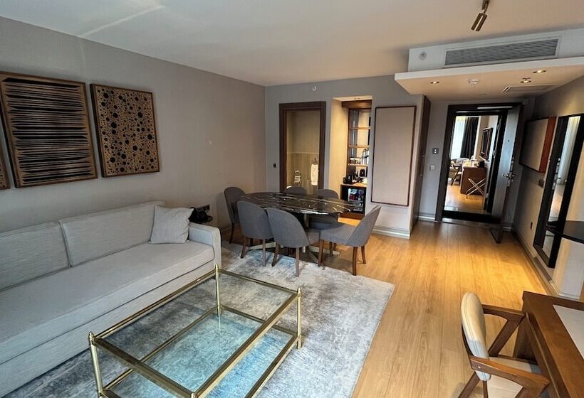スイート（家族用）, Kings Cross Hotel Istanbul