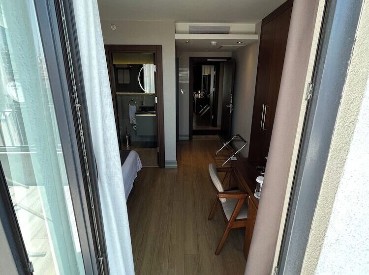 デラックススイート, Kings Cross Hotel Istanbul