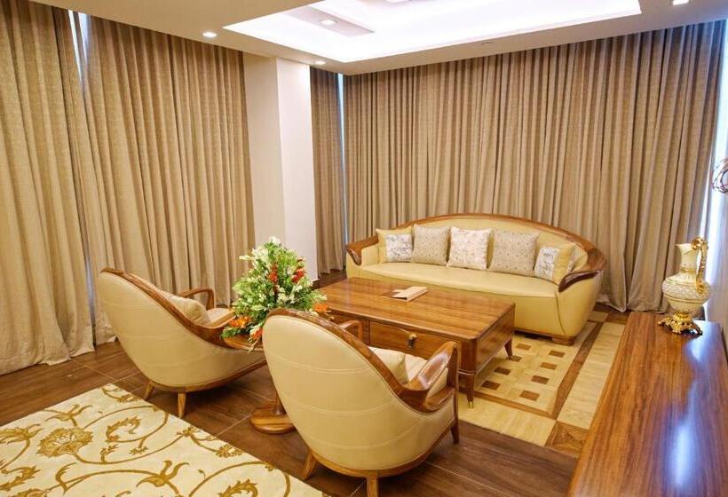 سوئیت پرزیدنت, Royal Swiss Lahore