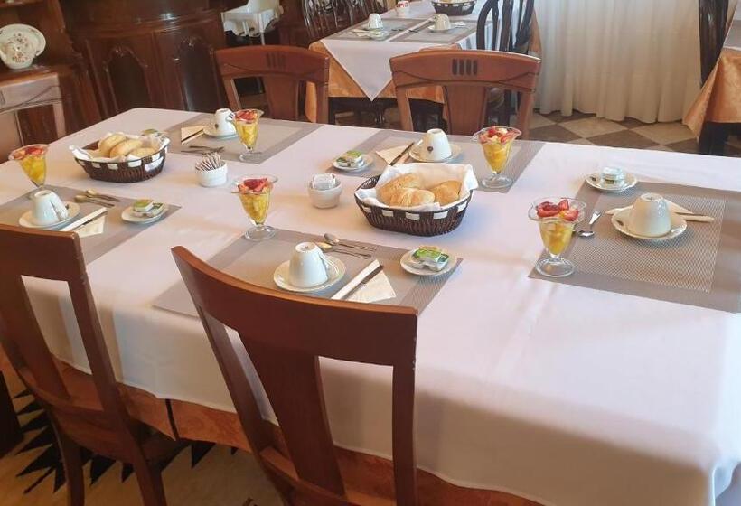 패밀리 룸, Casa Marques