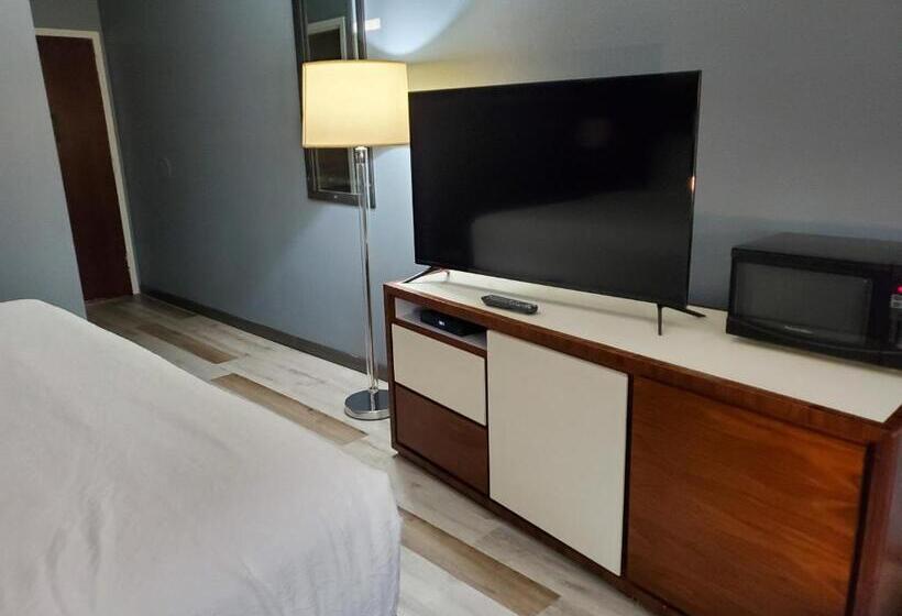 Люкс Deluxe Кровать Кинг, Baymont By Wyndham London Ky